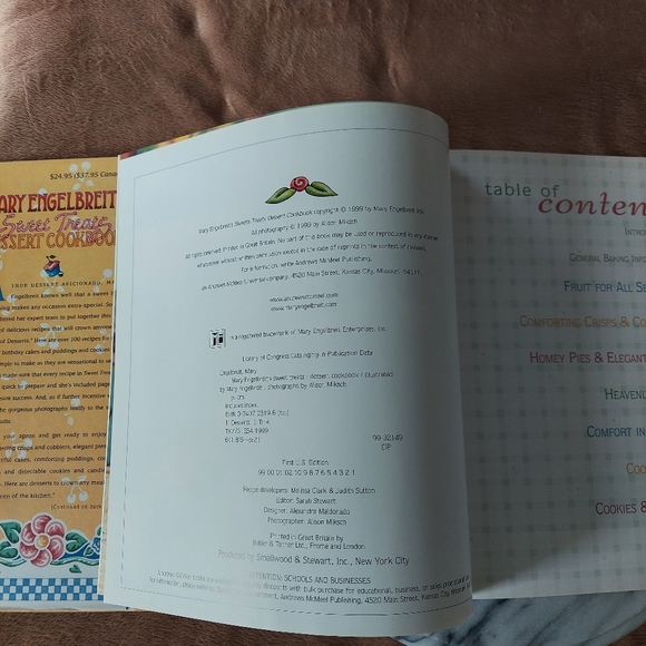 Mary Engelbreits Sweet Treats - Picture 6 of 7